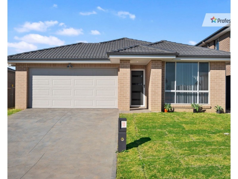 11 Streamdale Street, Box Hill NSW 2765