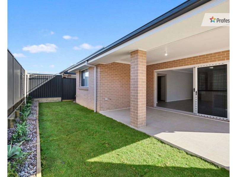 11 Streamdale Street, Box Hill NSW 2765