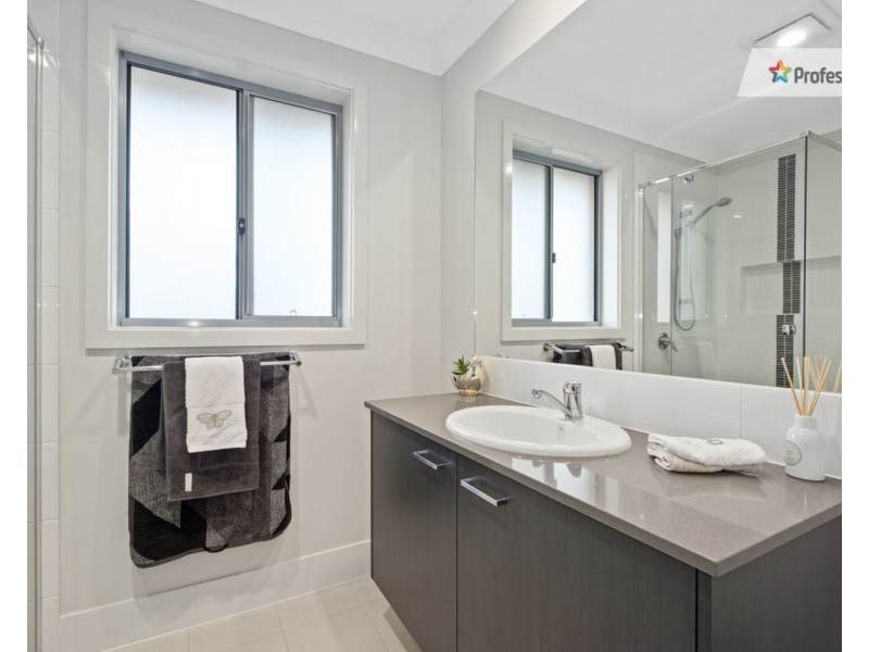 32 Centaurus Way, Box Hill NSW 2765