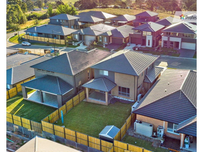 32 Centaurus Way, Box Hill NSW 2765