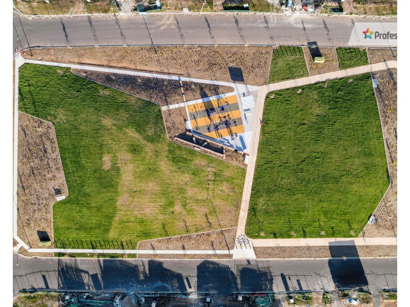 32 Centaurus Way, Box Hill NSW 2765