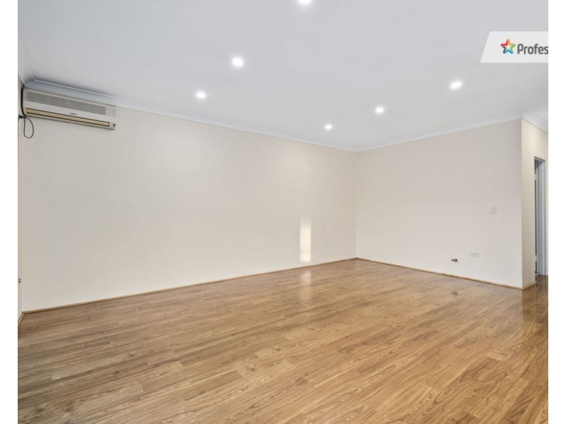 9/8-12 Fitzwilliam Road, Old Toongabbie NSW 2146