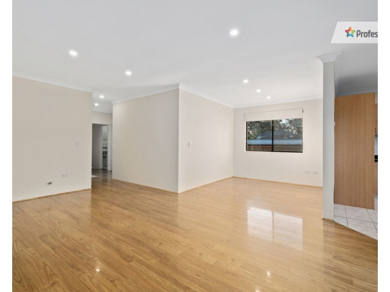 9/8-12 Fitzwilliam Road, Old Toongabbie NSW 2146