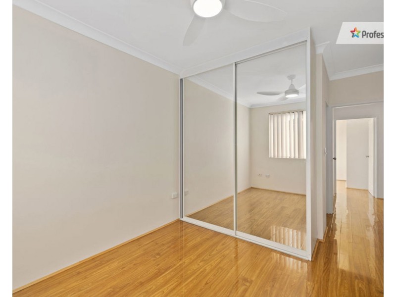 9/8-12 Fitzwilliam Road, Old Toongabbie NSW 2146