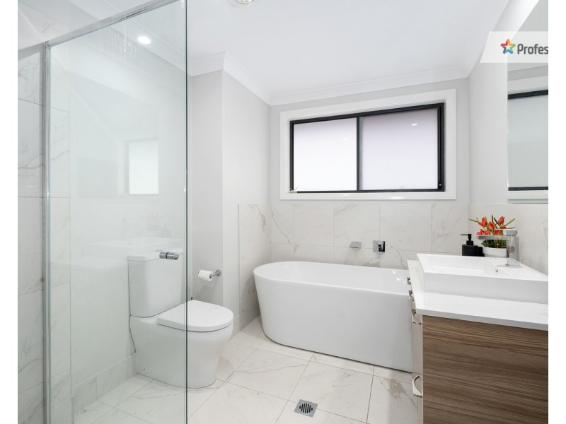 6 Capella Street, Box Hill NSW 2765