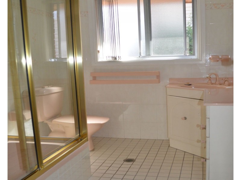 3 Athabaska Avenue, Seven Hills NSW 2147