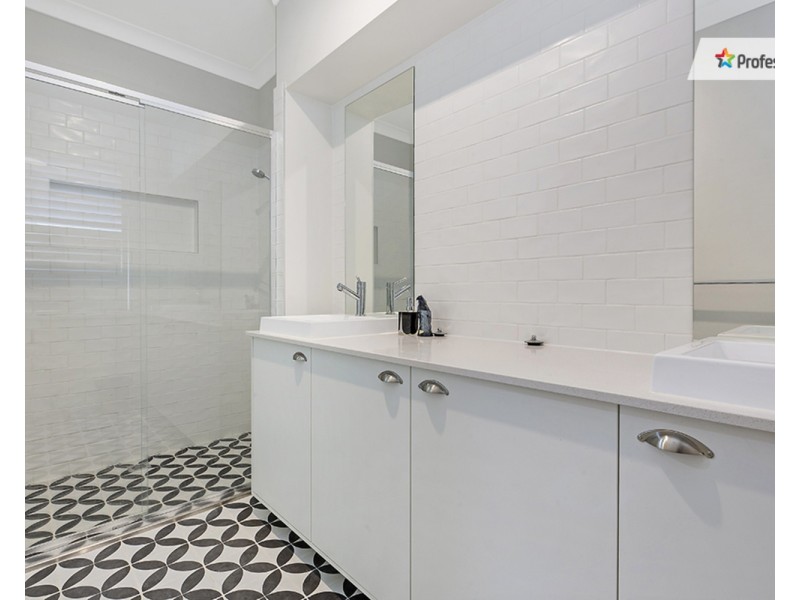 14 Cormo Way, Box Hill NSW 2765