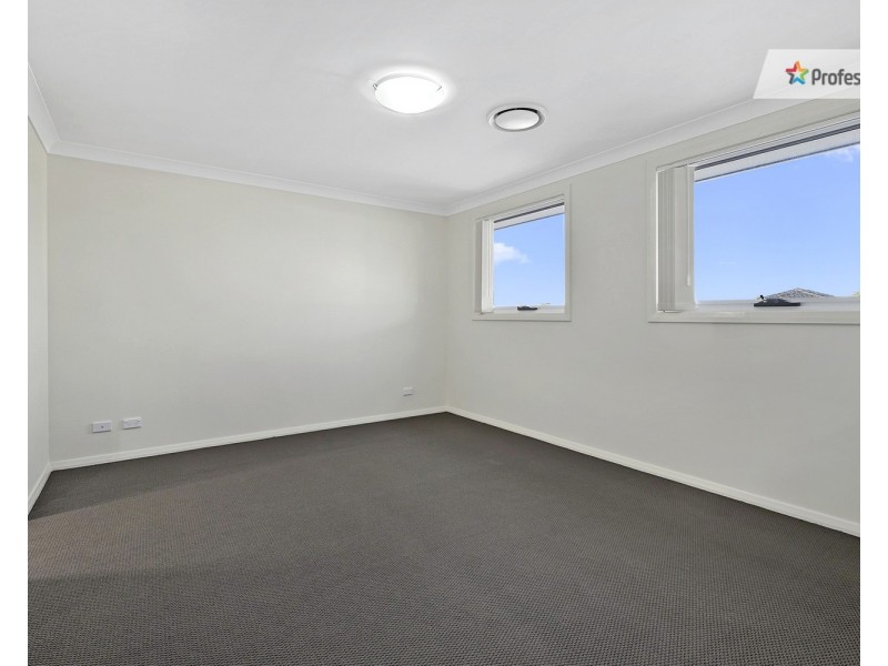 44 Fontana Drive, Box Hill NSW 2765