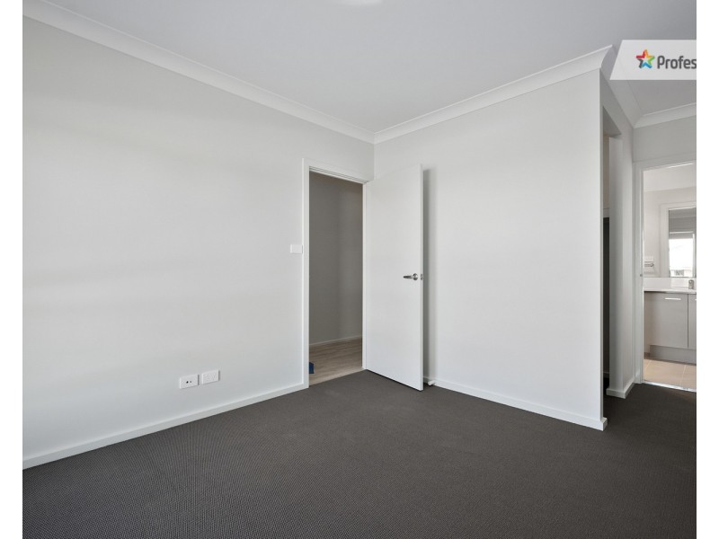 96 Levade Avenue, Box Hill NSW 2765