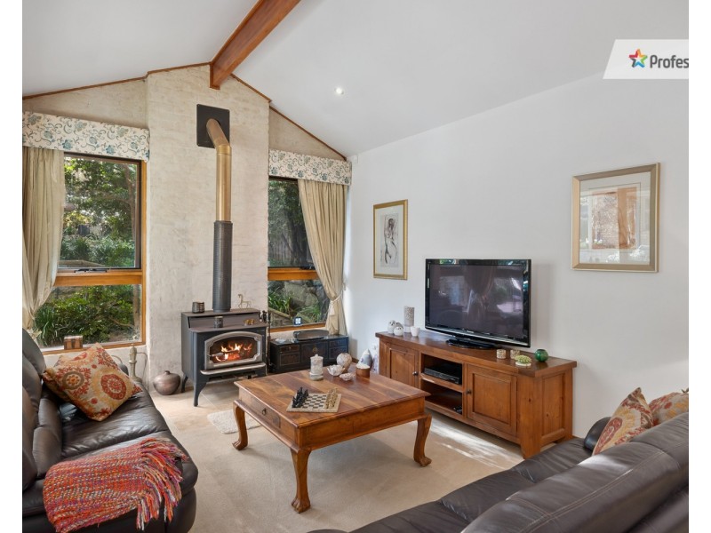 11 Kookaburra Place, West Pennant Hills NSW 2125