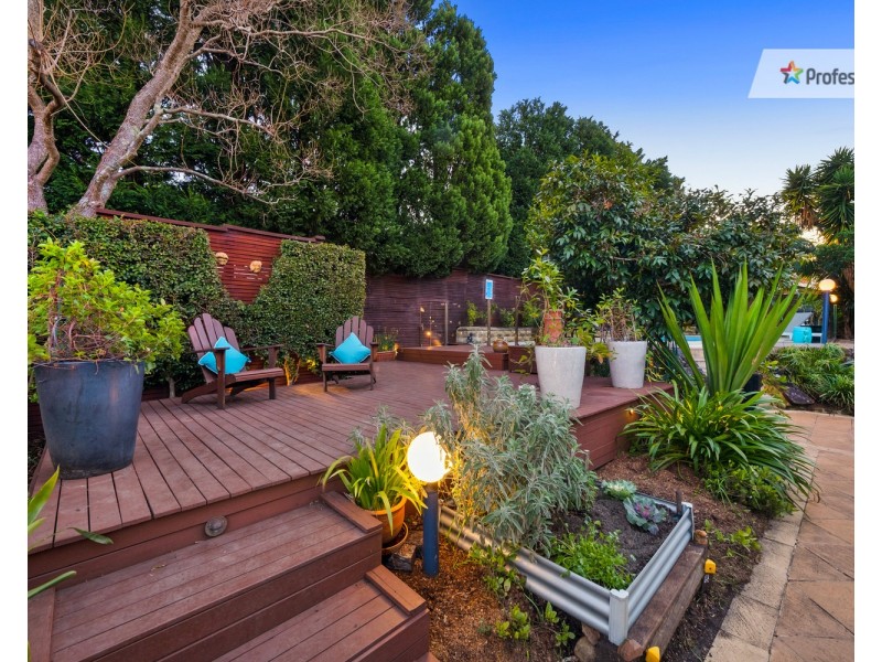 11 Kookaburra Place, West Pennant Hills NSW 2125