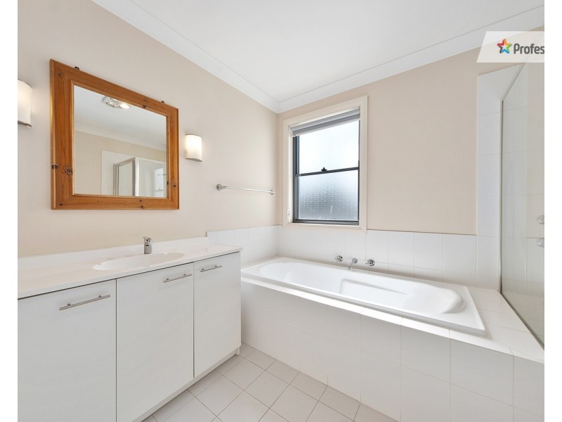 9 Helston Street, Stanhope Gardens NSW 2768