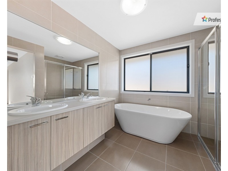 9 Dressage Street, Box Hill NSW 2765