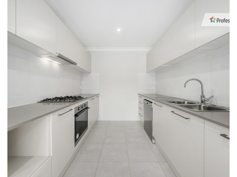 11 Brahman Road, Box Hill NSW 2765