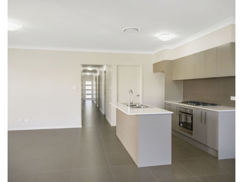 15 Dolomite Road, Box Hill NSW 2765