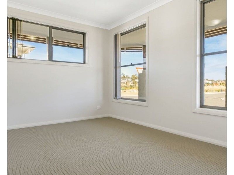 15 Dolomite Road, Box Hill NSW 2765