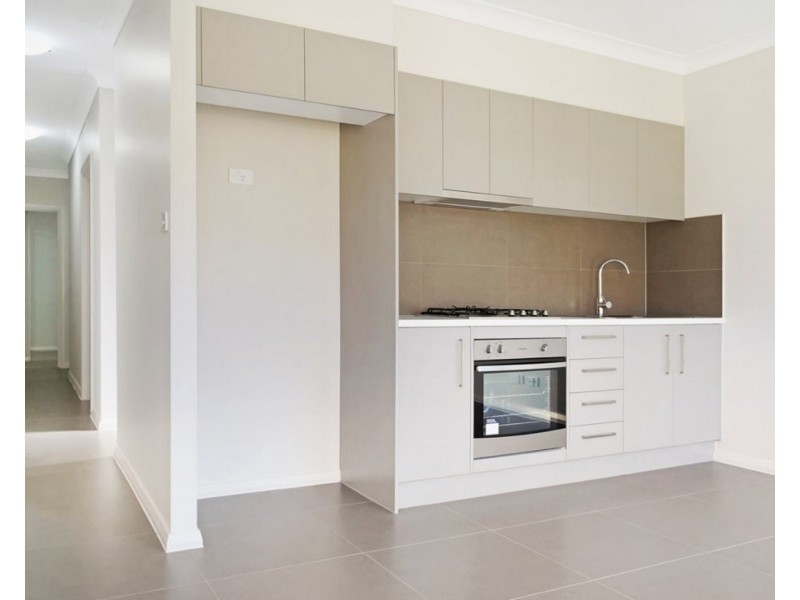 15a Dolomite Road, Box Hill NSW 2765