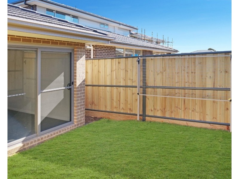 15a Dolomite Road, Box Hill NSW 2765