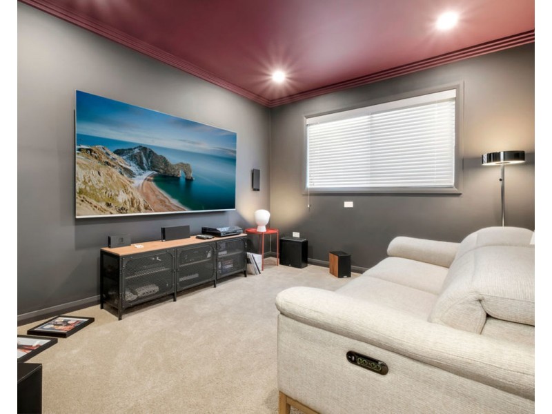 7 Hannaford Avenue, Box Hill NSW 2765