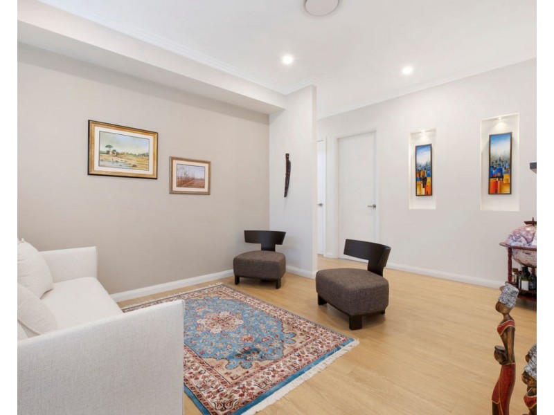 7 Hannaford Avenue, Box Hill NSW 2765