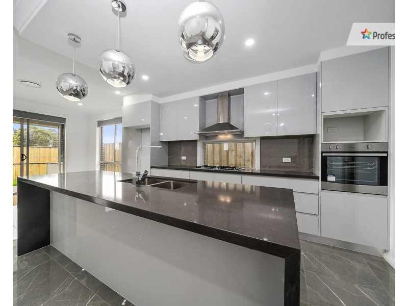 40 Flemington Parkway, Box Hill NSW 2765