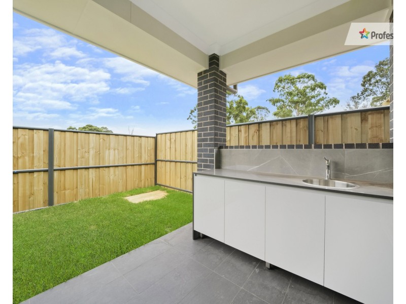 40 Flemington Parkway, Box Hill NSW 2765