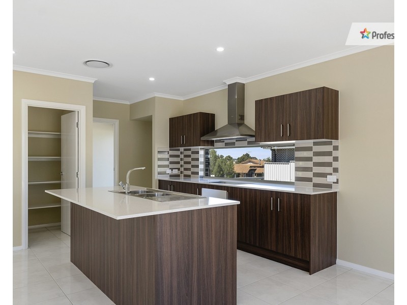 3 Aquarius Way, Box Hill NSW 2765