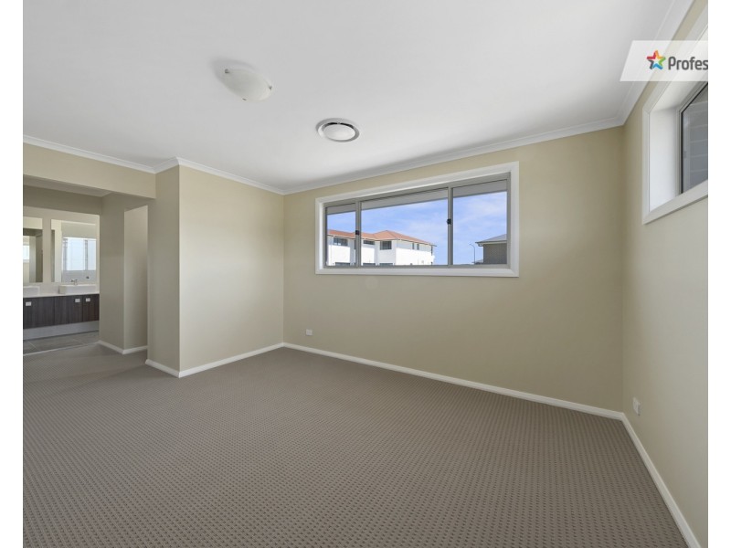 3 Aquarius Way, Box Hill NSW 2765