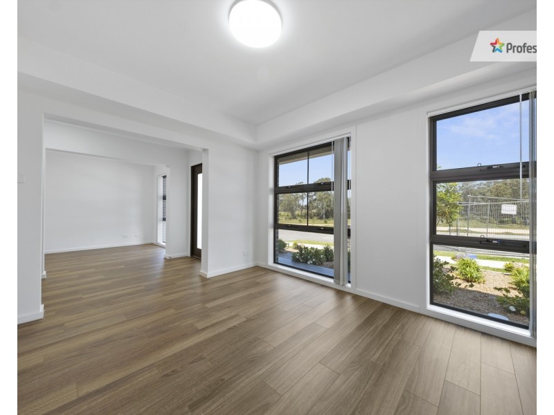 95B Longerenong Avenue, Box Hill NSW 2765