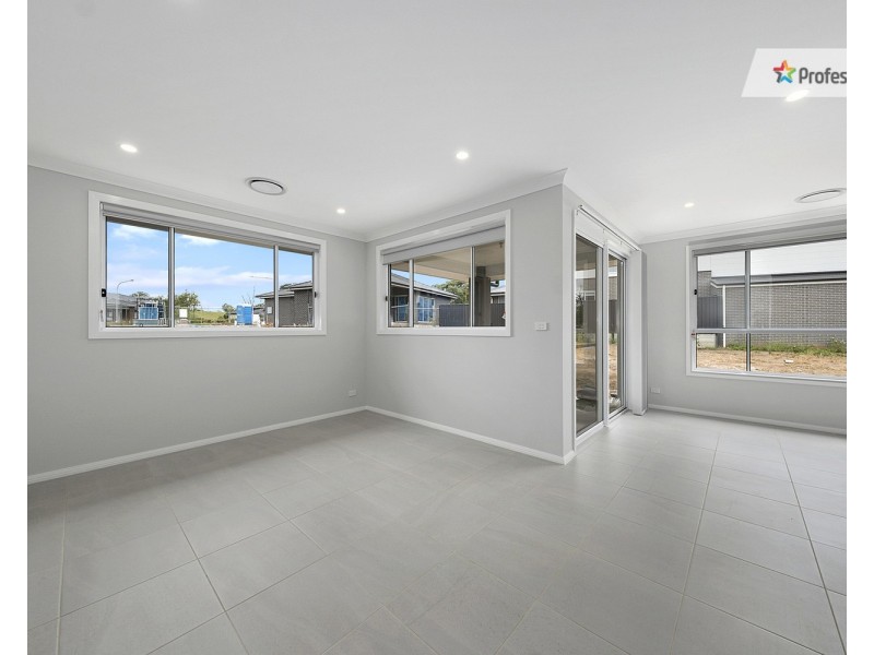 34 Driftwood Street, Box Hill NSW 2765