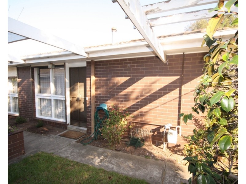 1/81 Snell Grove, Oak Park VIC 3046