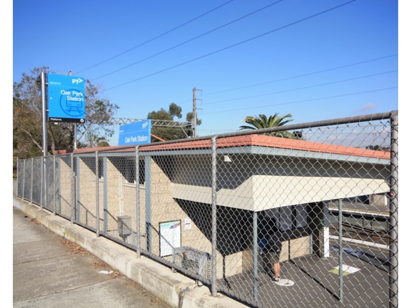 1/81 Snell Grove, Oak Park VIC 3046