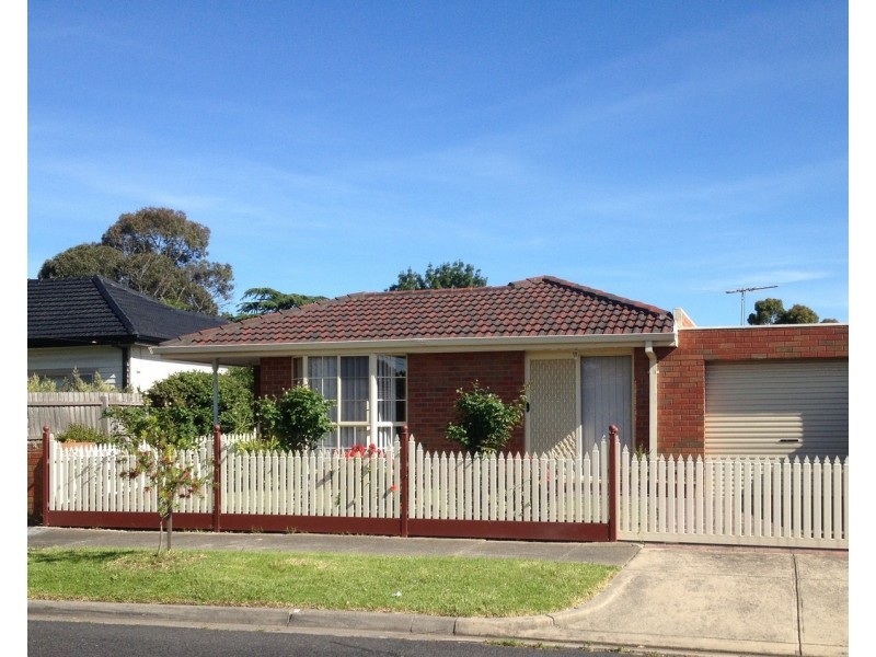 1/2 Tudor Street, Glenroy VIC 3046