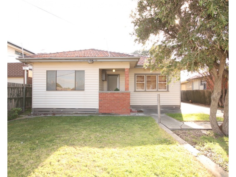 28 Anselm Grove, Glenroy VIC 3046