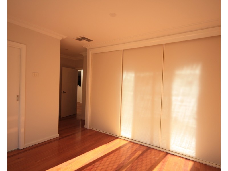 66 Devereaux Street, Oak Park VIC 3046