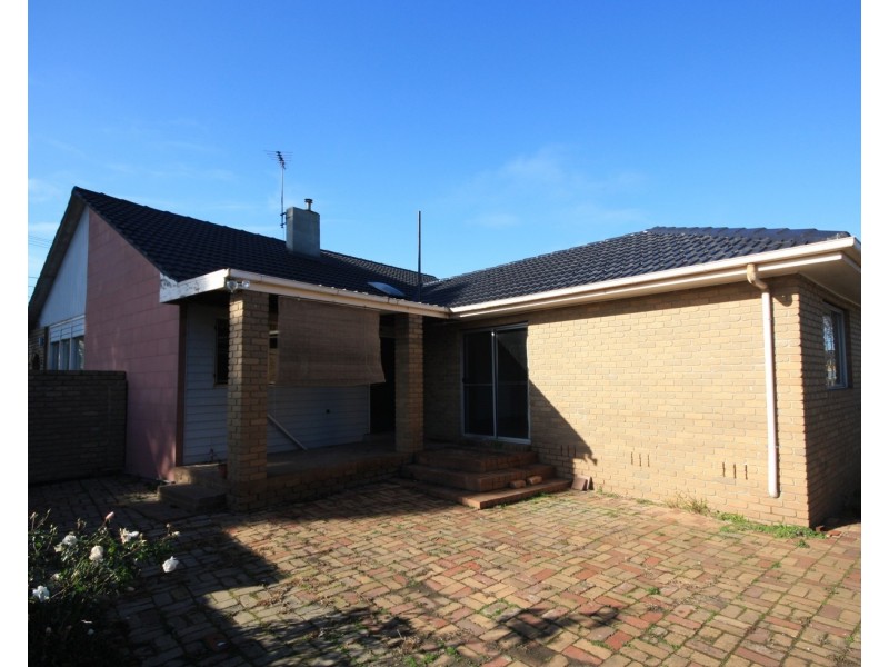 11 Gosford Crescent, Broadmeadows VIC 3047