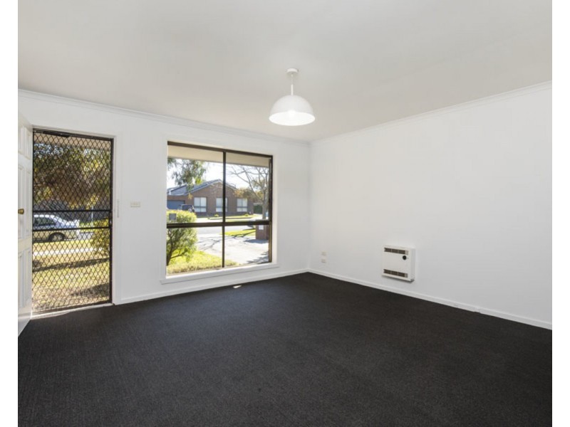 1/21 Gladstone Parade, Glenroy VIC 3046
