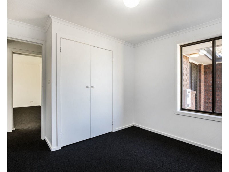 1/21 Gladstone Parade, Glenroy VIC 3046