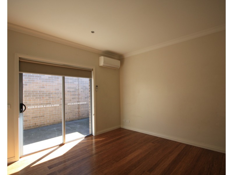 2/891 Pascoe Vale Road, Glenroy VIC 3046