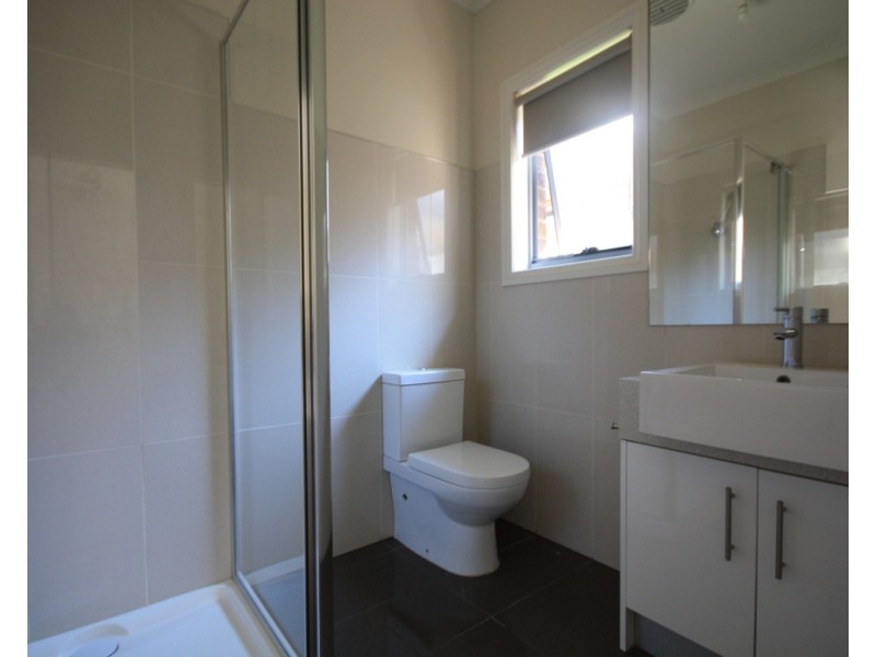 2/891 Pascoe Vale Road, Glenroy VIC 3046