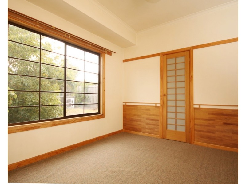 33 Cartwright Street, Oak Park VIC 3046