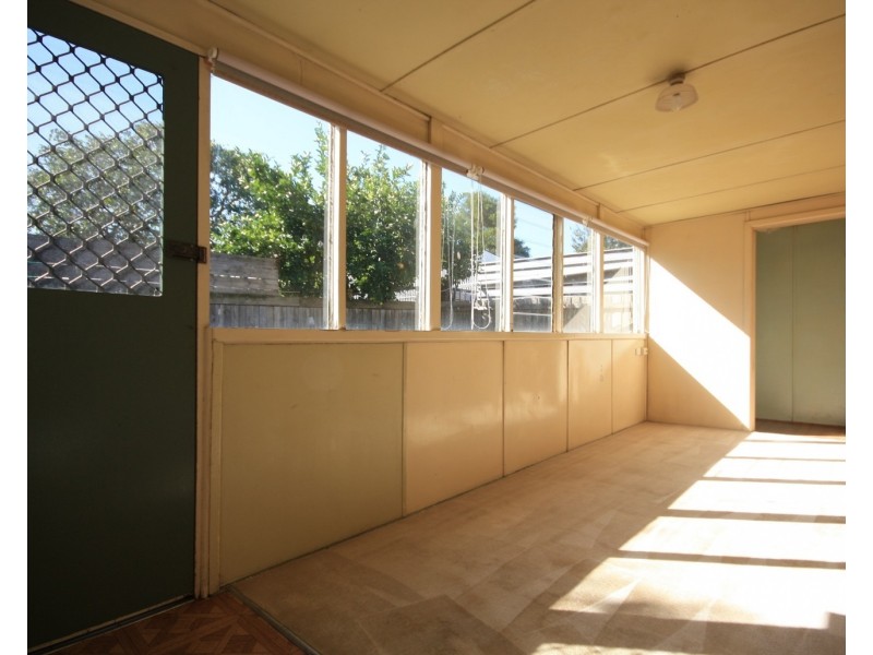 12 Currajong Street, Glenroy VIC 3046