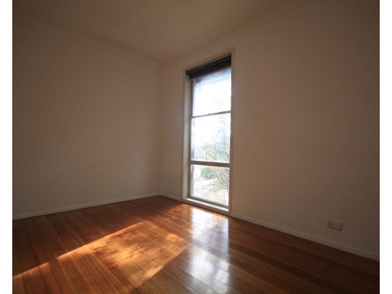 2 Rose Court, Jacana VIC 3047