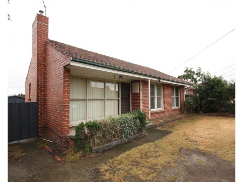 21 Hales Crescent, Jacana VIC 3047