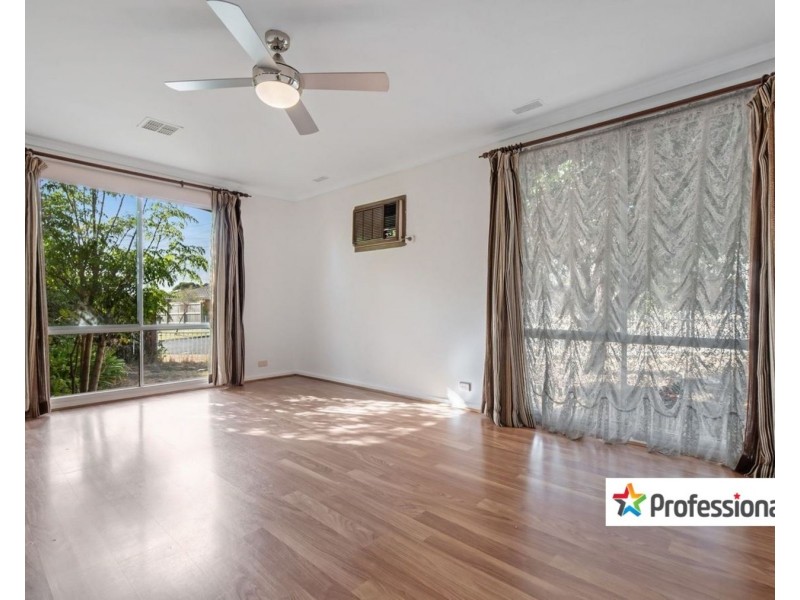 14  Nareen Avenue, Coolaroo VIC 3048