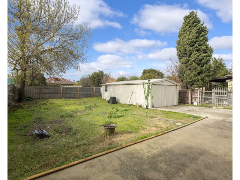 44 Halsbury Street, Hadfield VIC 3046
