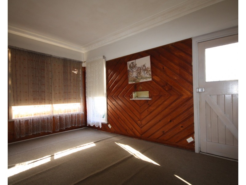 2/142 West Street, Glenroy VIC 3046