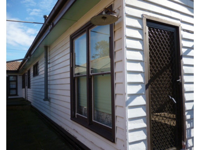 2/142 West Street, Glenroy VIC 3046