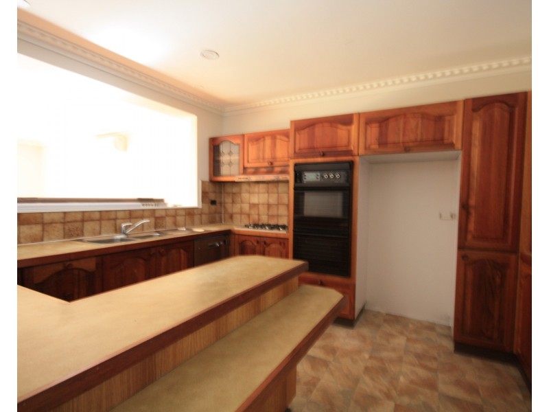 66 Devereaux Street, Oak Park VIC 3046