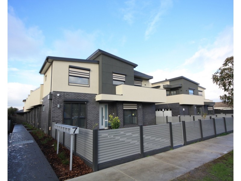 6/7 Clovelly Avenue, Glenroy VIC 3046